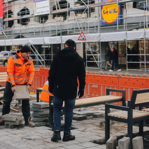 Carlsplatz Baustelle Möbel