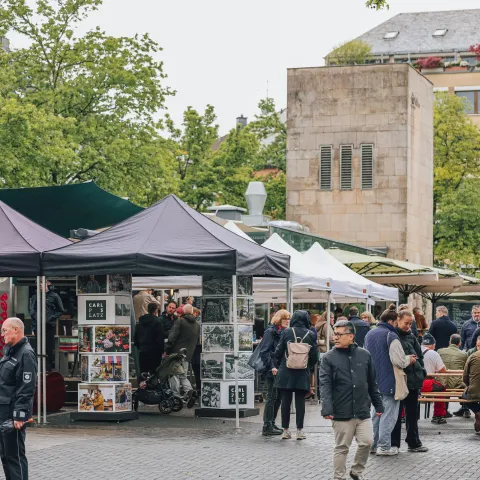 Carlsplatz Eröffnungsfeier inklusive historischer Fotoausstellung 