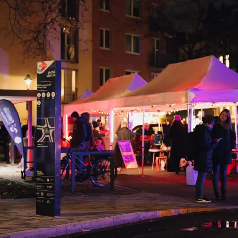 Veranstaltung am Maria-und-Josef-Otten-Platz
