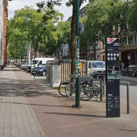 Stele Mobilitätsstation Oberbilk S