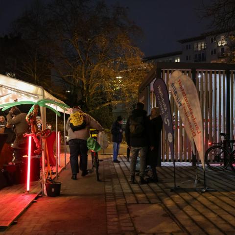 Eröffnungsfeier Mobilitätsstation Gneisenaustraße